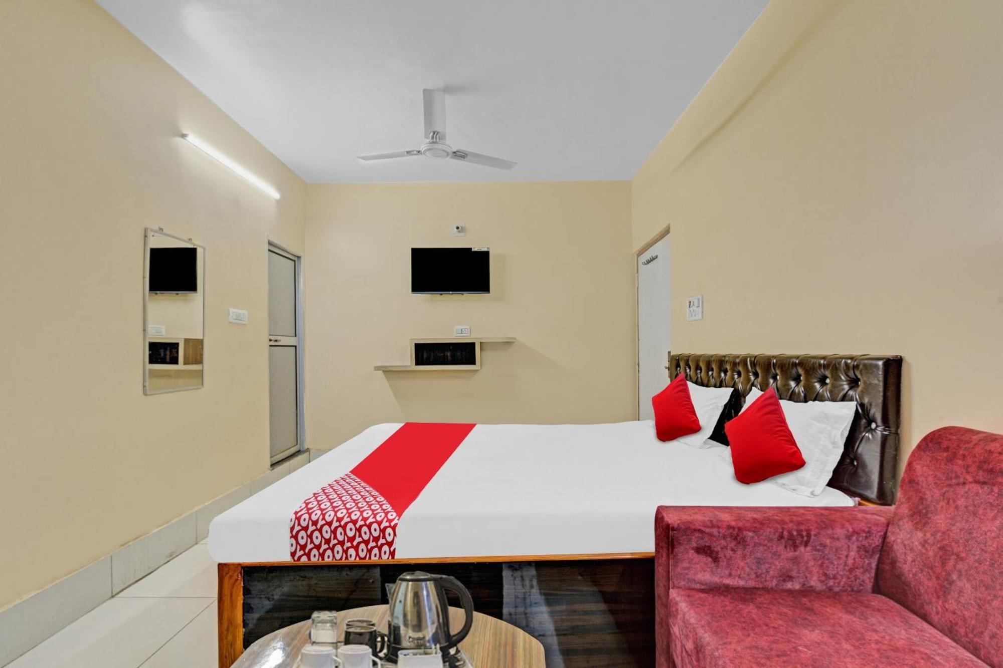 Hotel O Sri Jagarnath Banquet & Hotel Ранчи Экстерьер фото